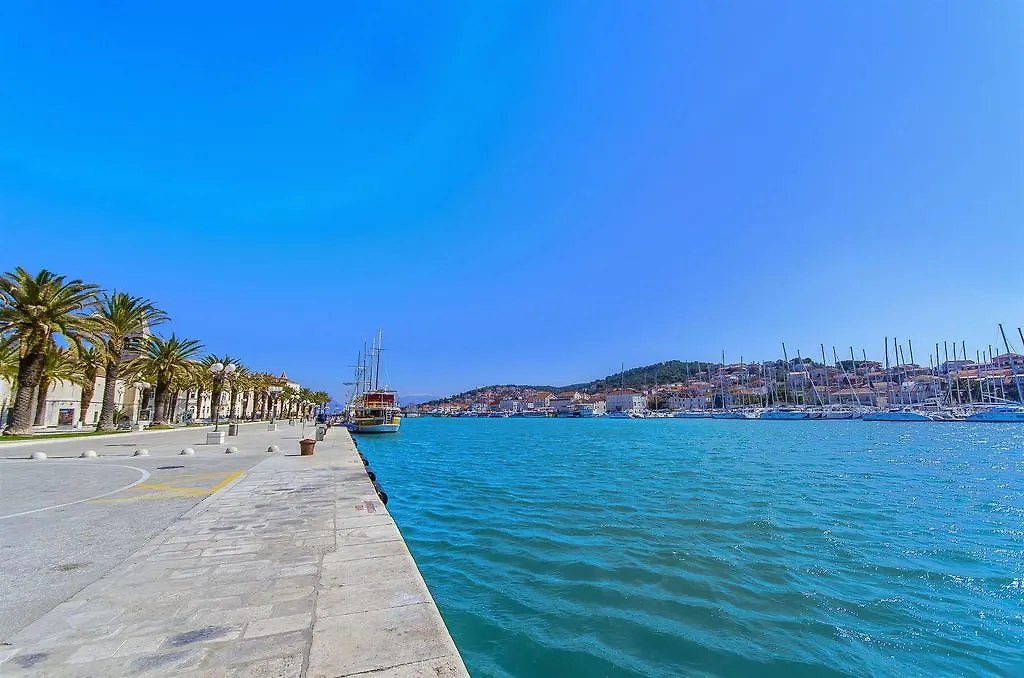 Villa Jadran Trogir Maison d'hôtes