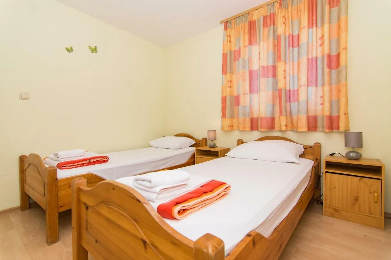Villa Jadran Trogir 3*,