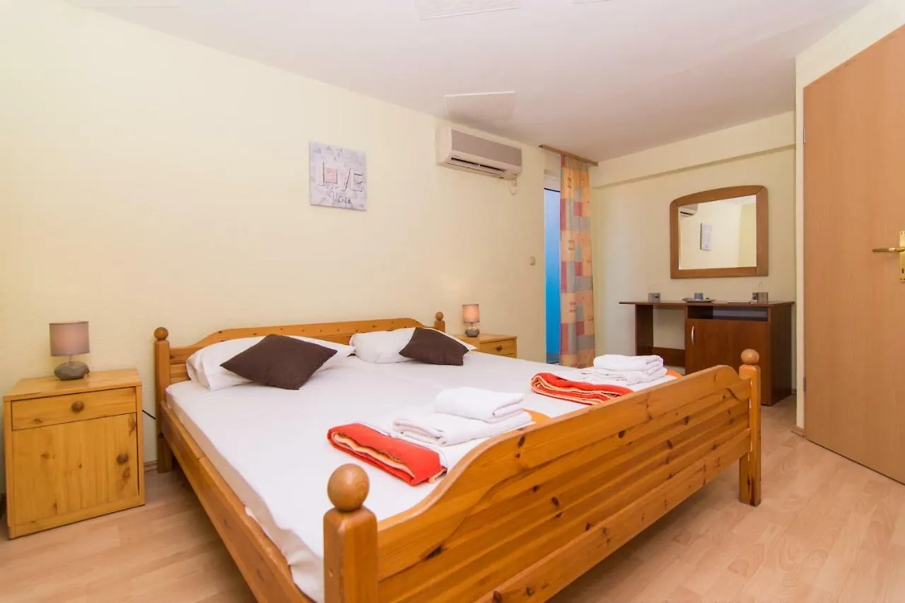 Villa Jadran Trogir Guest house