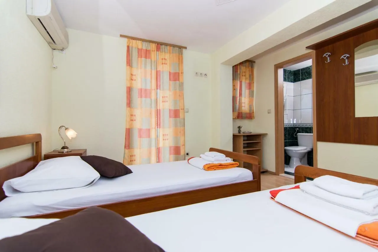 Guest house Villa Jadran Trogir