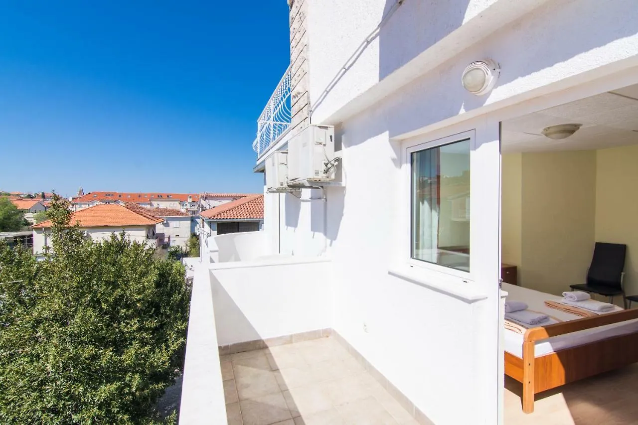 Guest house Villa Jadran Trogir