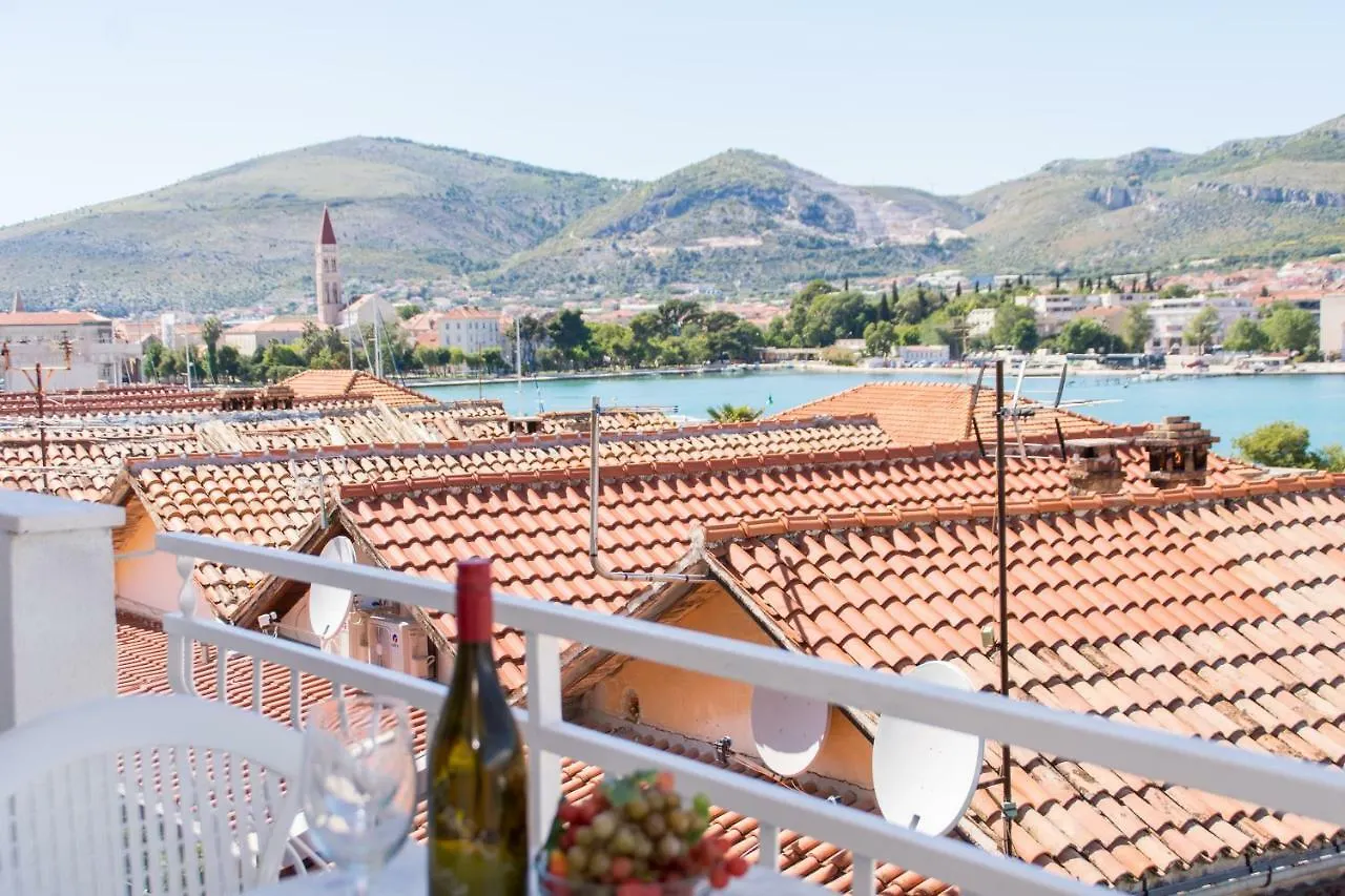 Villa Jadran Trogir 3*,